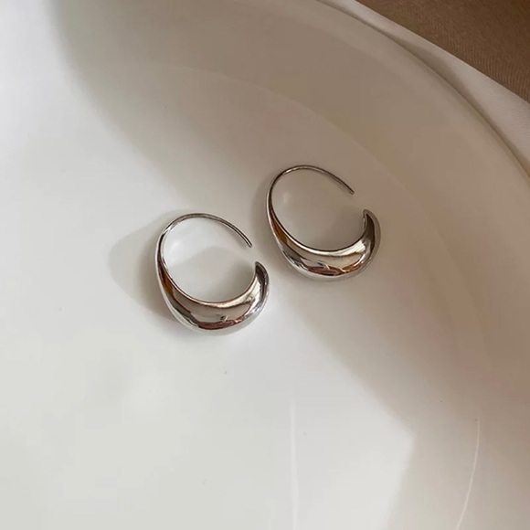 NEW 925 Sterling Silver C Shaped Hoop Drop Earrings - Picture 5 of 9